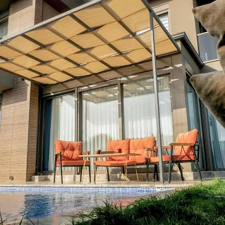 Villa Talia Kas Doga Icinde Jakuzili Havuzlu